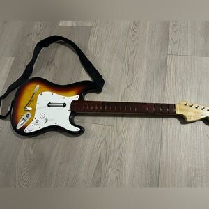 Nintendo Wii RockBand Guitar Fender Stratocaster w Strap NWGTS2 No Dongle Tested